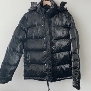 Aritzia Superpuff Black XS